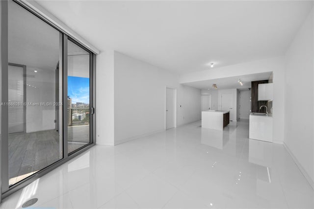 3 of 52 - 851 Ne 1st Ave 2106, Miami, FL