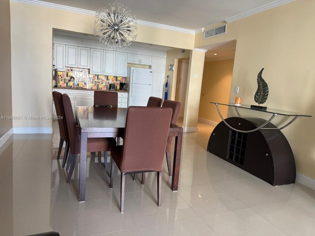 4 of 25 - 19380 Collins Ave 701, Sunny Isles Beach, FL