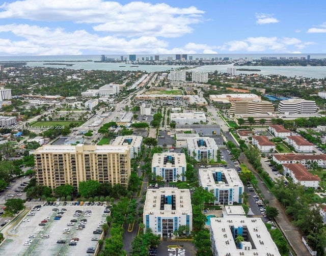 1 of 8 - 1470 Ne 123rd St A902, North Miami, FL