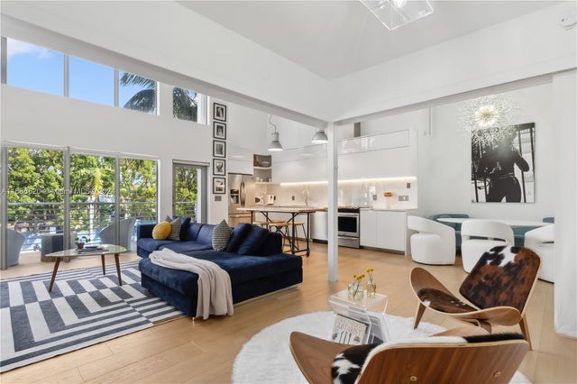 4 of 20 - 900 4th St 3, Miami Beach, FL