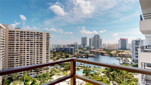 5 of 61 - 600 Three Islands Blvd 1716, Hallandale Beach, FL