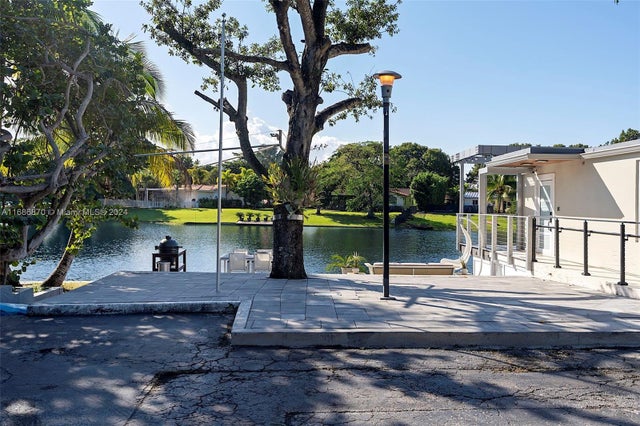 2 of 42 - 6616 E Miami Lakes Dr E, Miami Lakes, FL