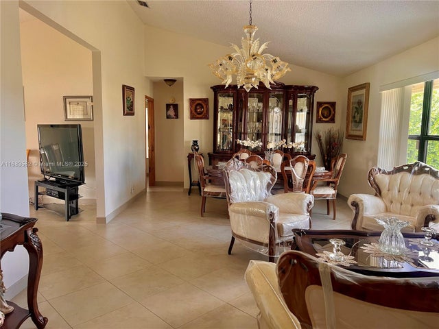 2 of 41 - 8320 E Waccamaw Ln E, Lake Worth, FL