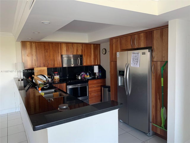 4 of 27 - 177 Ocean Lane Dr 512, Key Biscayne, FL