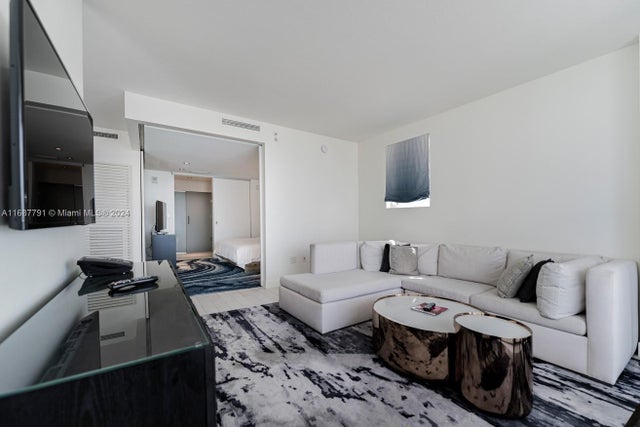 3 of 14 - 3101 Bayshore Dr 803, Fort Lauderdale, FL