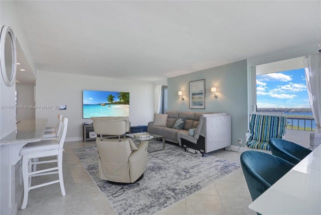 5 of 37 - 5550 N Ocean Dr 22c, Singer Island, FL