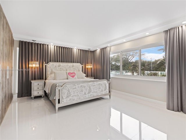 3 of 24 - 1151 N Fort Lauderdale Beach Blvd 1c, Fort Lauderdale, FL