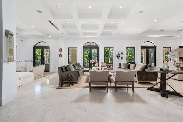 5 of 39 - 250 Buttonwood Drive, Key Biscayne, FL