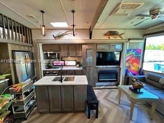1 of 10 - 325 Calusa St #475, Key Largo, FL