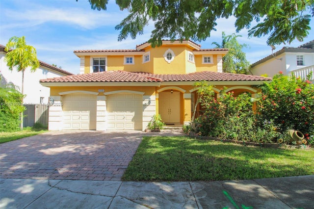 2 of 47 - 6641 Sw 166th Ct, Miami, FL
