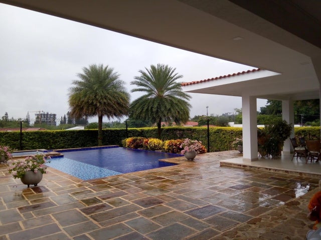 5 of 12 - Carrera 115a #11-301 Reserva Del Higueron, , FL