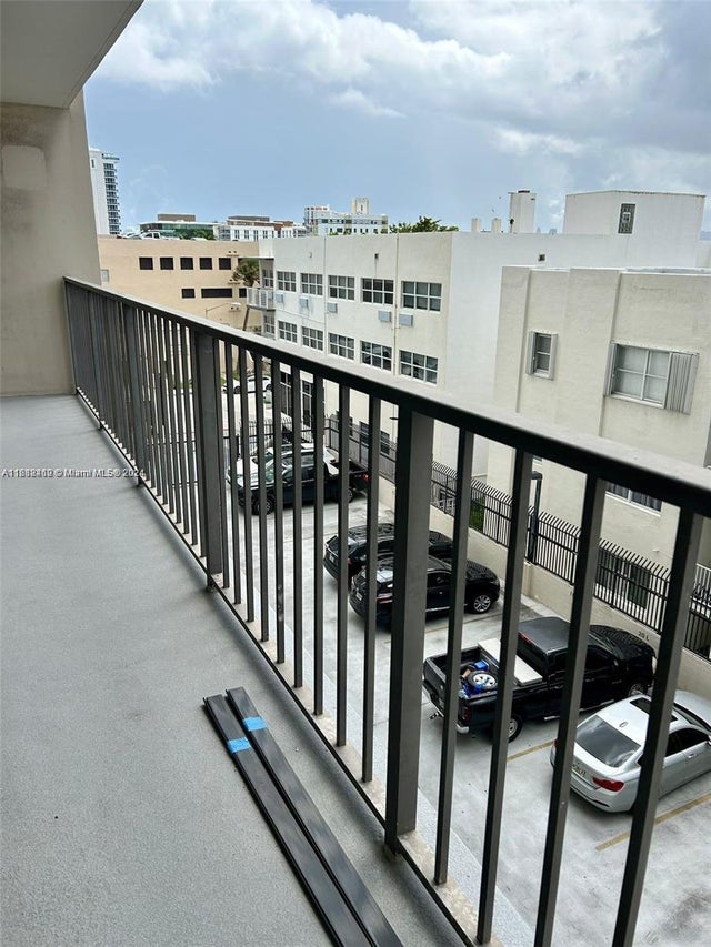 4 of 12 - N/A, Miami Beach, FL