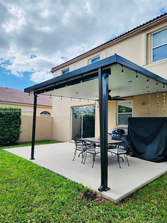 2 of 10 - 637 Nw 157th Ln, Pembroke Pines, FL