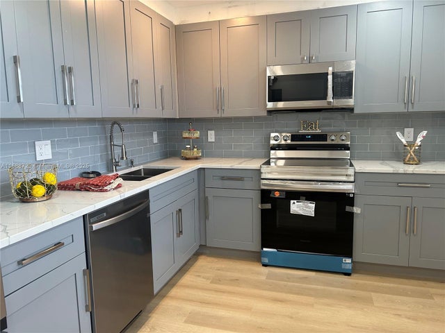 4 of 23 - 3499 Oaks Way 602, Pompano Beach, FL