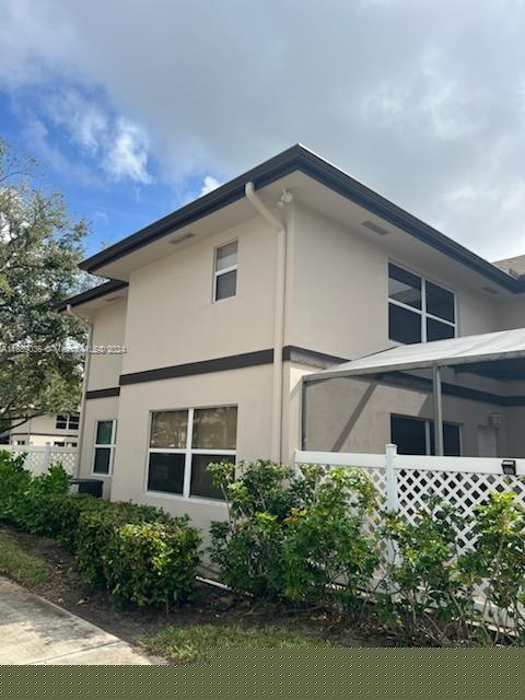 1 of 5 - 5 Amherst Ct D, Royal Palm Beach, FL