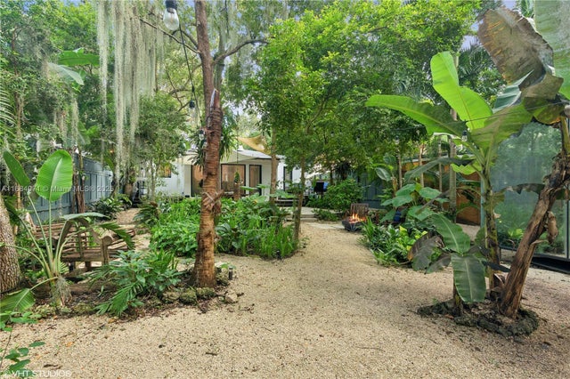 3 of 31 - 3794 Irvington Ave, Miami, FL