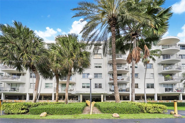 1 of 18 - 210 Sea View Dr 409, Key Biscayne, FL