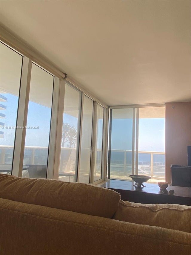 4 of 24 - 1850 S Ocean Dr 810, Hallandale Beach, FL