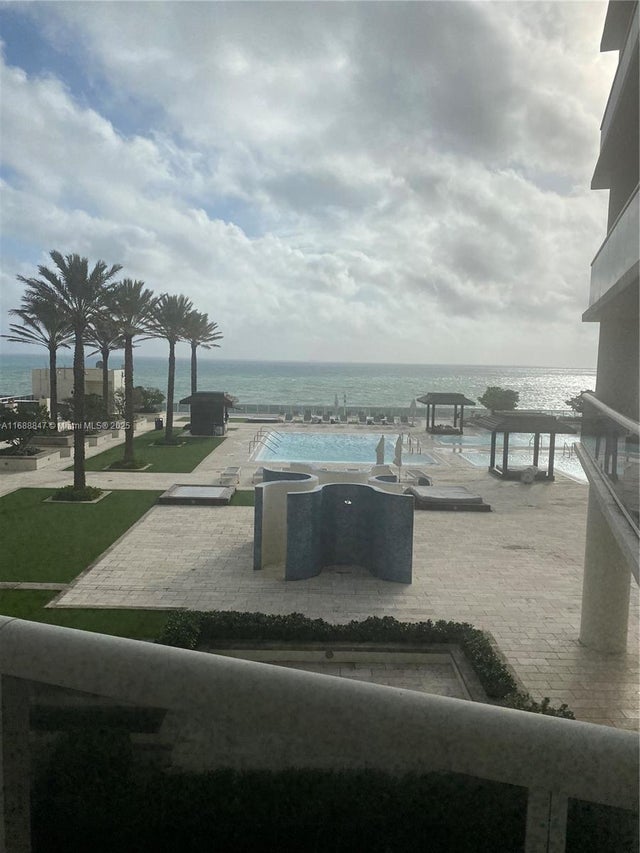 5 of 24 - 1850 S Ocean Dr 810, Hallandale Beach, FL