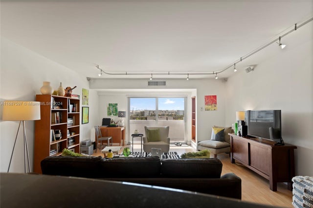 3 of 71 - 1625 Se 10th Ave 905, Fort Lauderdale, FL