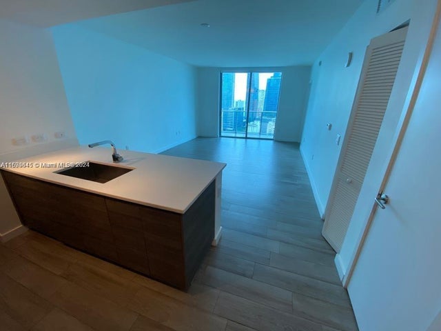 3 of 22 - 1100 S Miami Ave 2602, Miami, FL