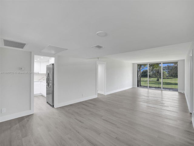 2 of 41 - 3700 Oaks Clubhouse Dr 203, Pompano Beach, FL