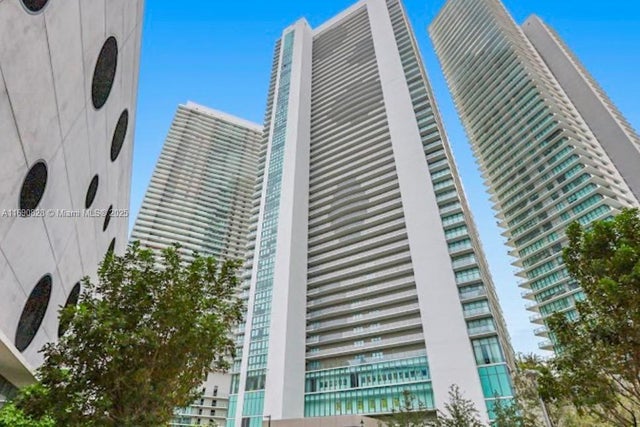 3 of 72 - 650 Ne 32nd St 602, Miami, FL