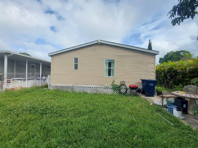 5 of 34 - 19800 Sw 180 Th Ave Unit 595, Miami, FL