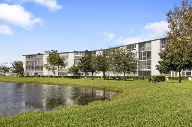 1 of 19 - 1042 Lincoln C 1042, Boca Raton, FL