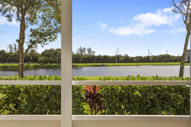 2 of 19 - 1042 Lincoln C 1042, Boca Raton, FL