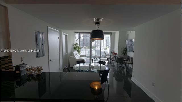 3 of 19 - 92 Sw 3rd St 1802, Miami, FL