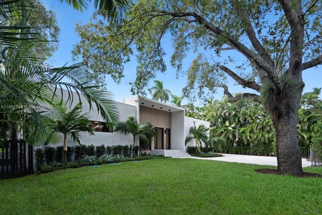 3 of 49 - 11150 Griffing Blvd, Biscayne Park, FL