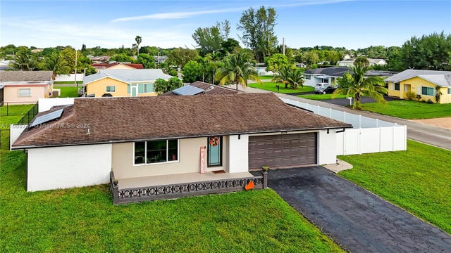 3 of 54 - 8104 Nw 93rd Ter, Tamarac, FL