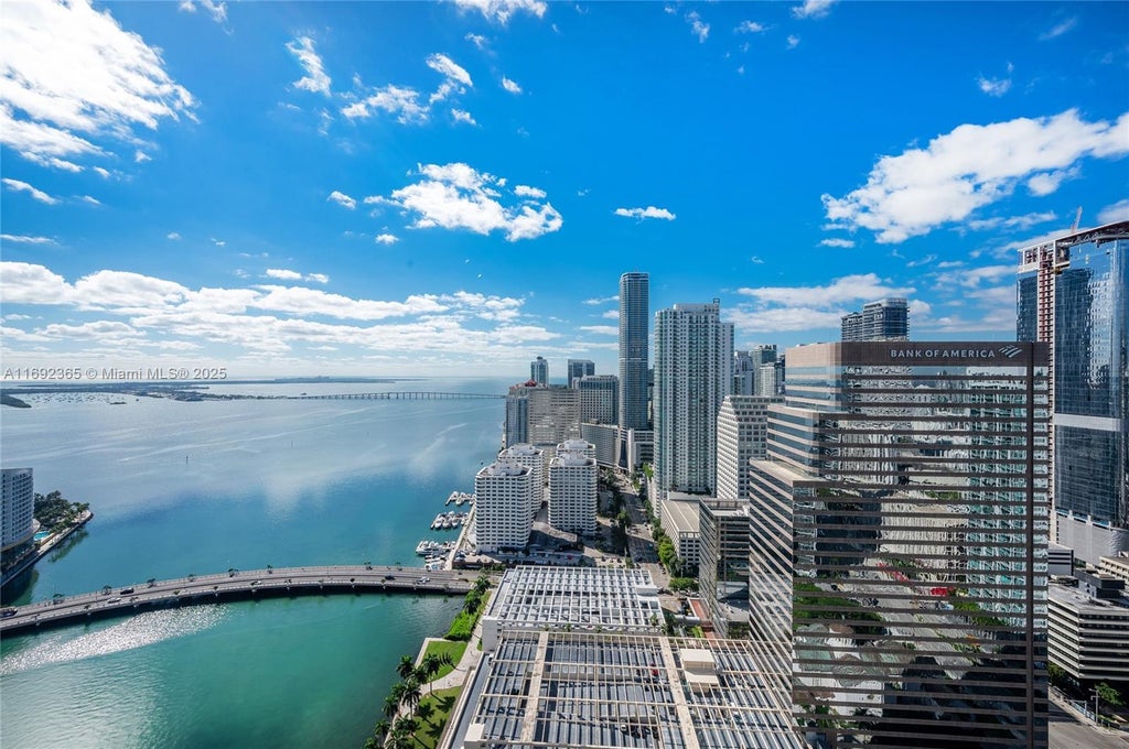 495 Brickell Ave 4103, Miami