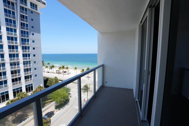 1 of 48 - 209 N Fort Lauderdale Beach Blvd 7d, Fort Lauderdale, FL