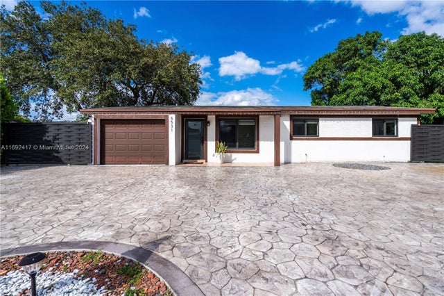 1 of 89 - 6531 Lincoln St, Hollywood, FL