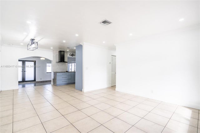 5 of 89 - 6531 Lincoln St, Hollywood, FL