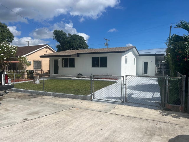 4 of 18 - 4787 E 8th Ct, Hialeah, FL
