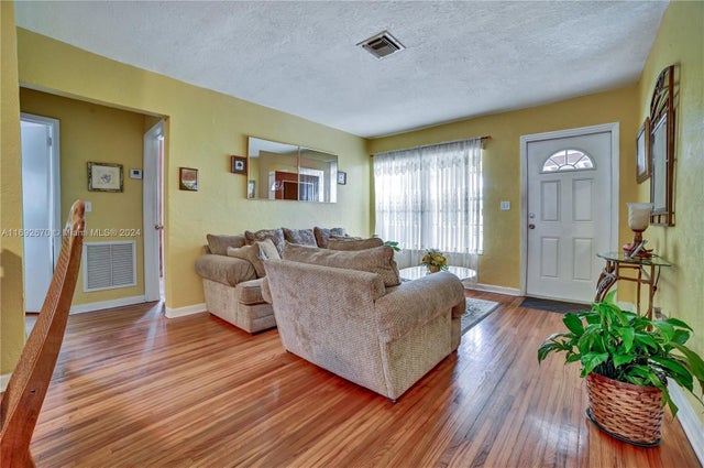 3 of 40 - 6525 Mayo St, Hollywood, FL