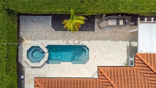 Photo of Listing #A11691235