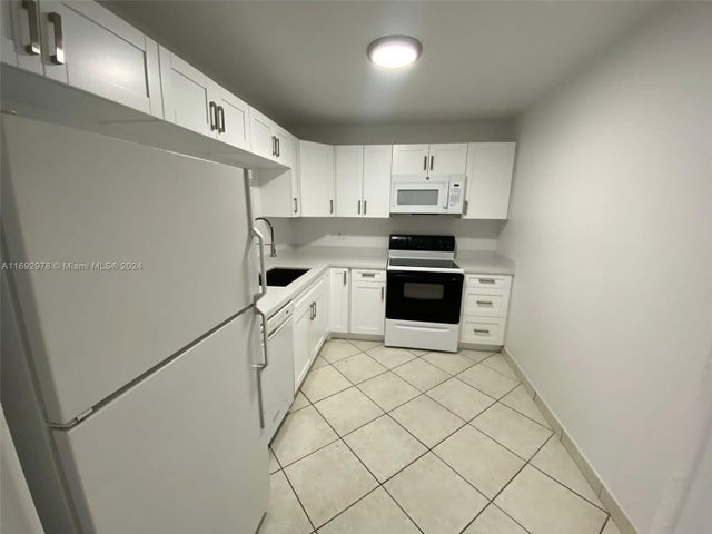 2 of 36 - 4344 Nw 9th Ave 9-3d, Deerfield Beach, FL