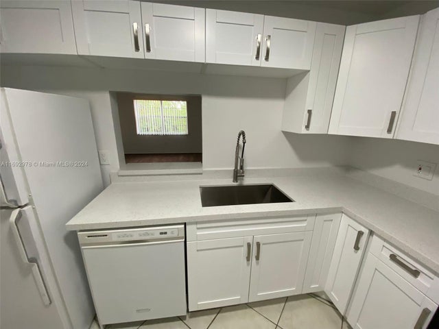 3 of 36 - 4344 Nw 9th Ave 9-3d, Deerfield Beach, FL
