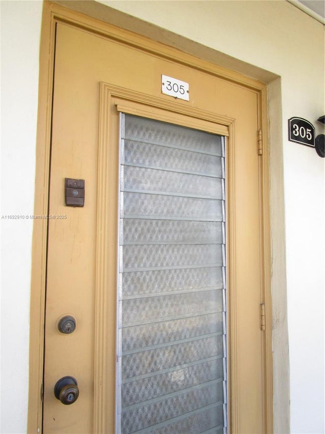 3 of 23 - 5111 W Oakland Park Blvd 305, Lauderdale Lakes, FL