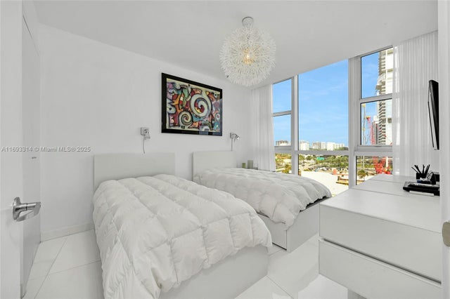 5 of 37 - 18201 Collins Ave 1002, Sunny Isles Beach, FL