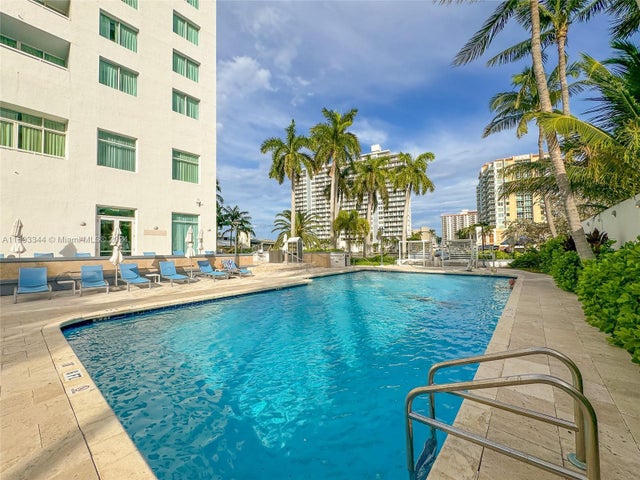 4 of 37 - 2670 E Sunrise Blvd 528, Fort Lauderdale, FL