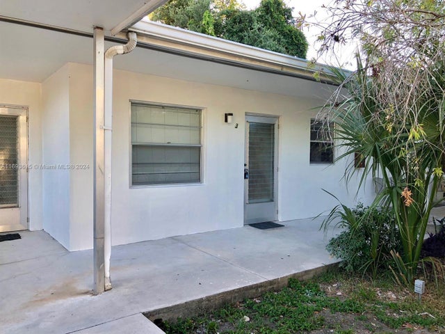 1 of 16 - 1746 N 3rd Ave N 3, Lake Worth, FL