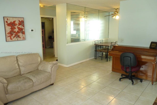 2 of 15 - 1746 N 3rd Ave N 2, Lake Worth, FL