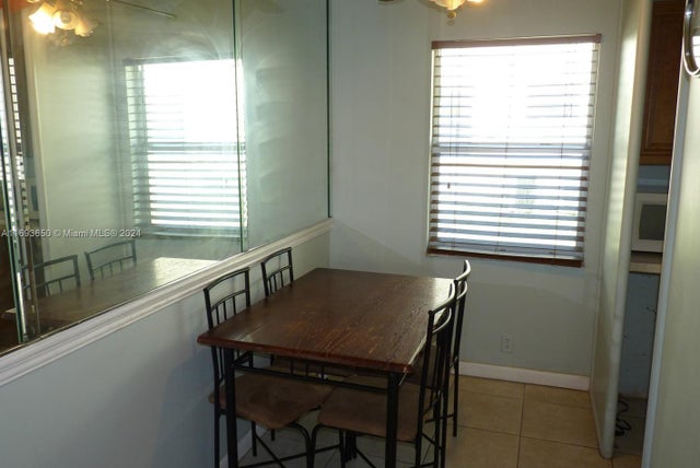 4 of 15 - 1746 N 3rd Ave N 2, Lake Worth, FL