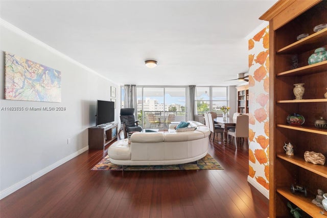 4 of 19 - 1080 94th St 612, Bay Harbor Islands, FL