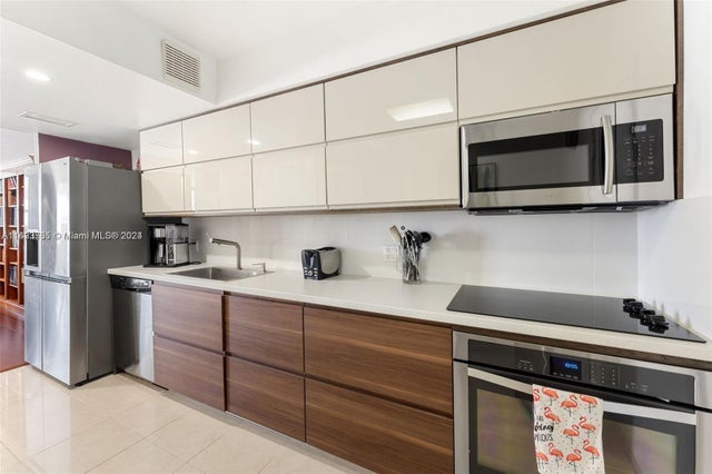 5 of 19 - 1080 94th St 612, Bay Harbor Islands, FL